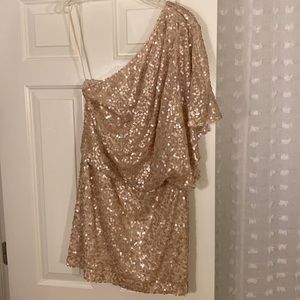 Jessica Simpson one shoulder gold sequin dress… worn once!